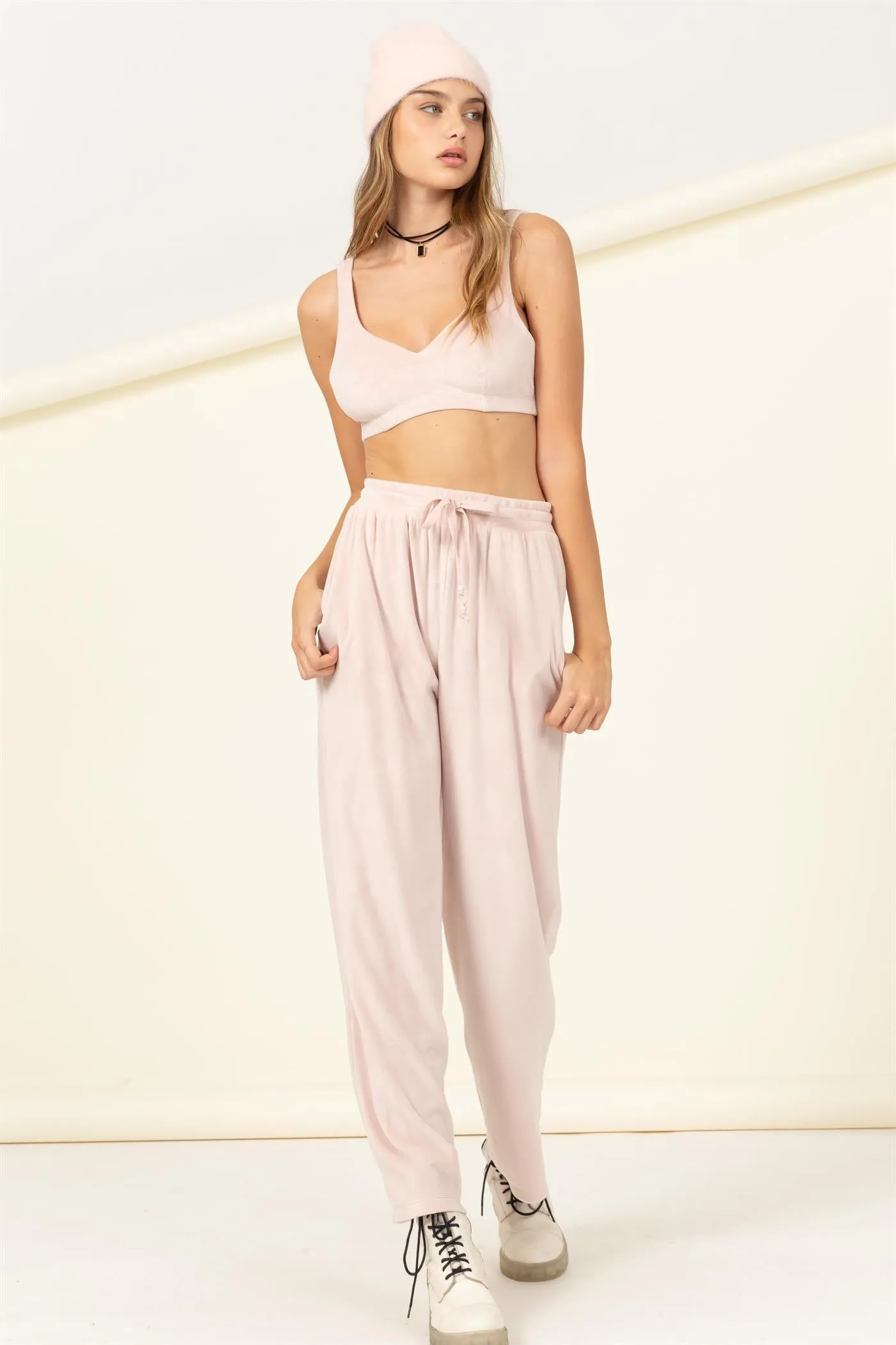 DZ22F616-V-NECK CROP BRALETTE TOP