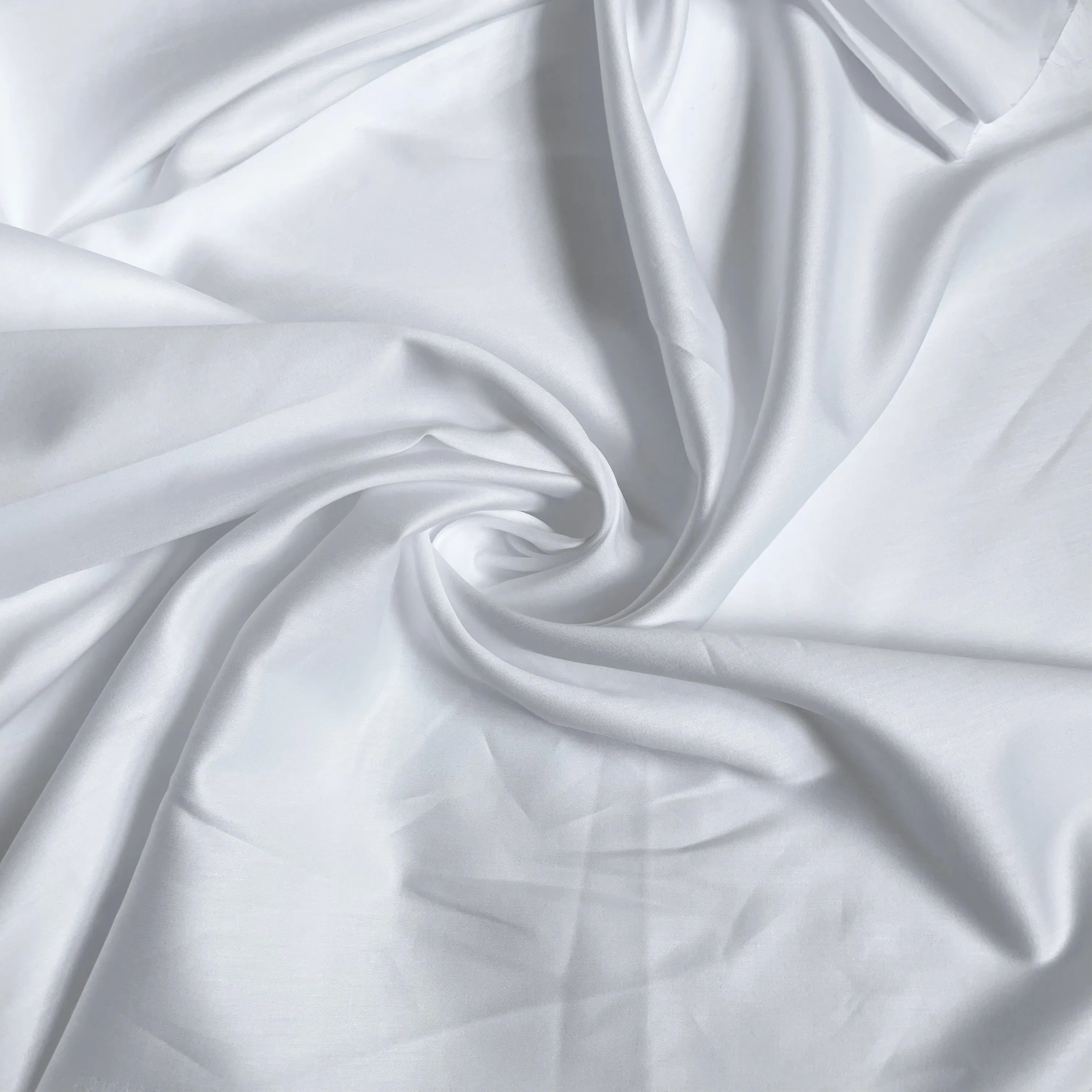 Sateen Batiste - White