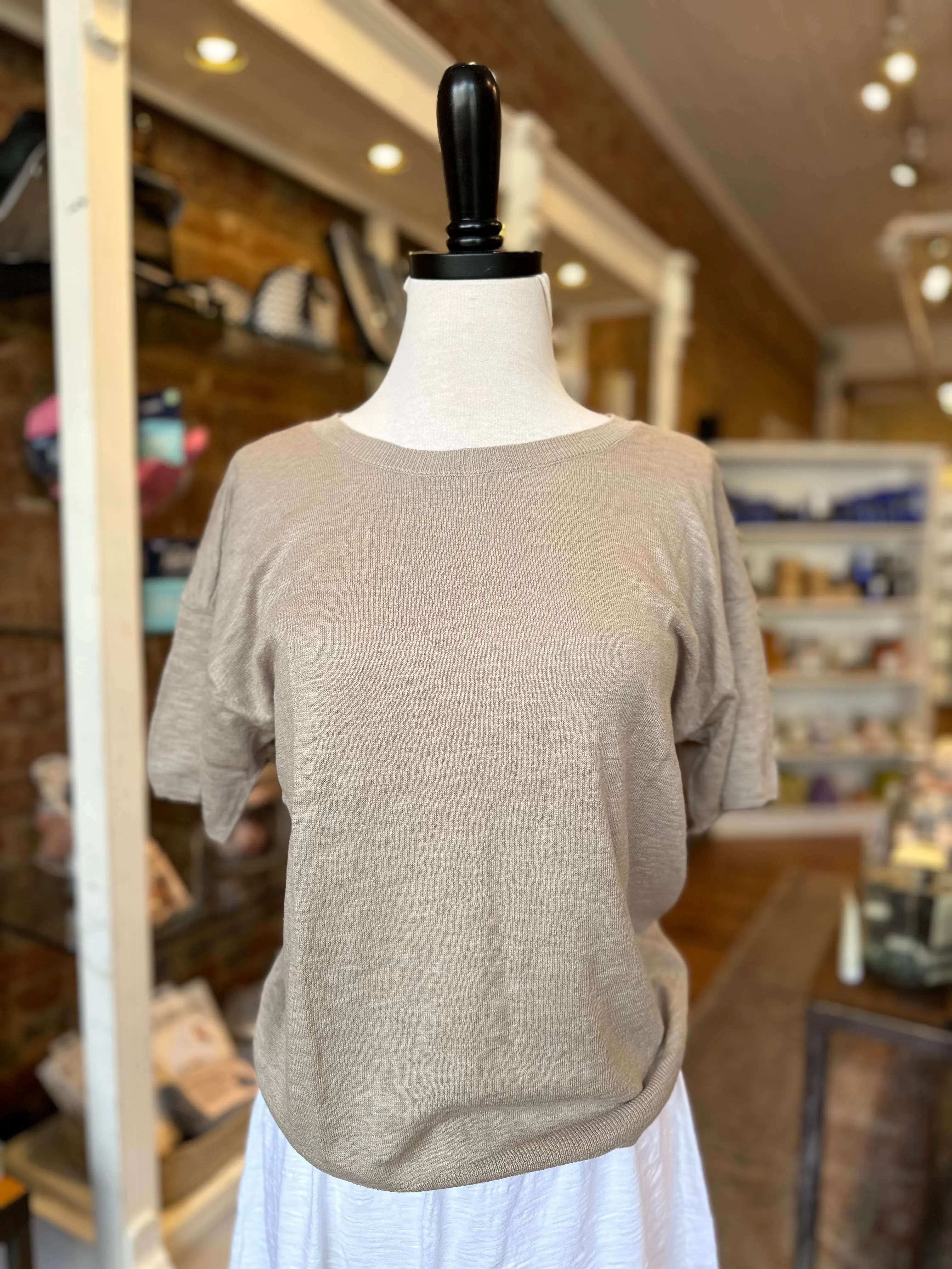 Short Sleeve Easy Crew Sweater in Sand Dollar