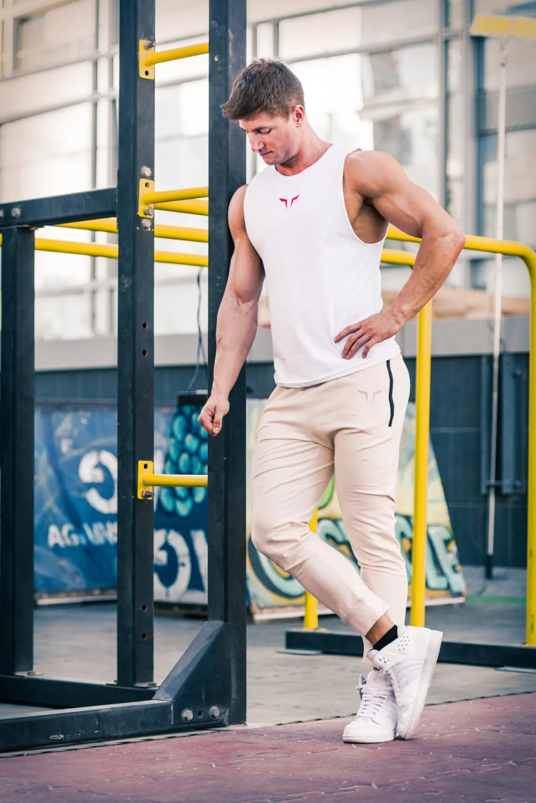 WHITE SAND JOGGER PANTS