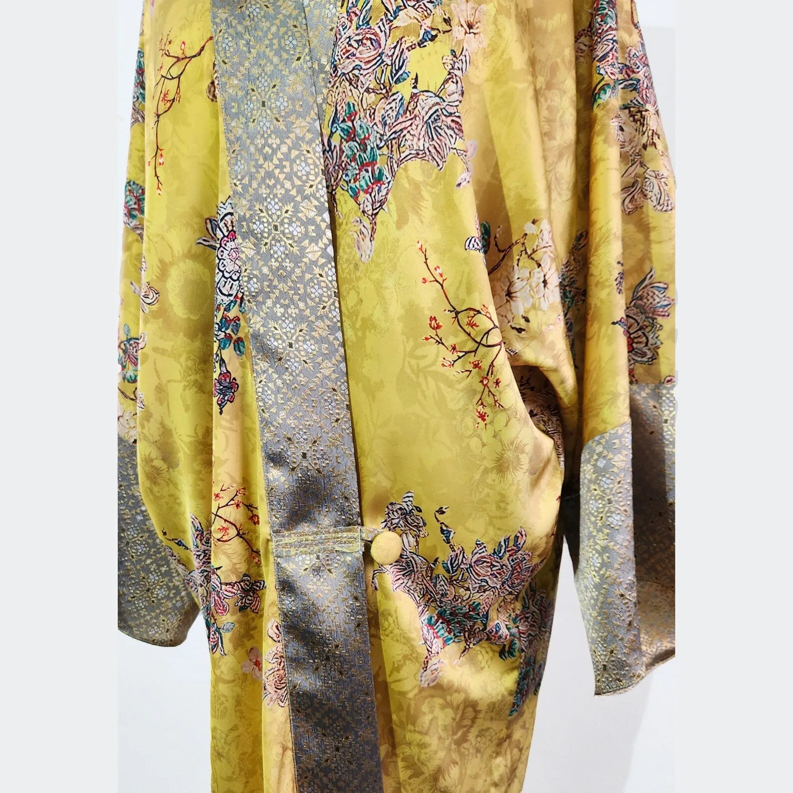 Yellow and gold kimono robe inspired by 1920s loungewear fashion